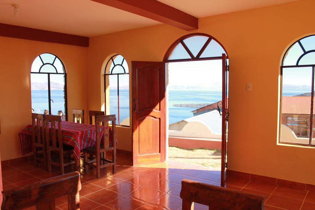 Hostal Jallalla Comunidad Yumani ภายนอก รูปภาพ